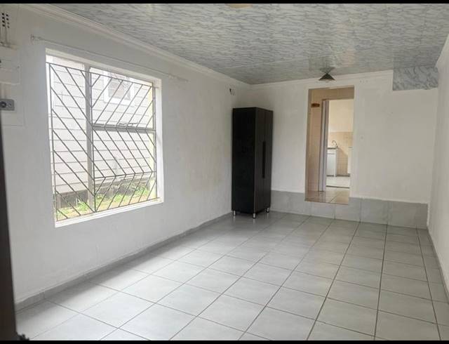1 BEDROOM PROPERTY TO RENT IN HOMESTEAD